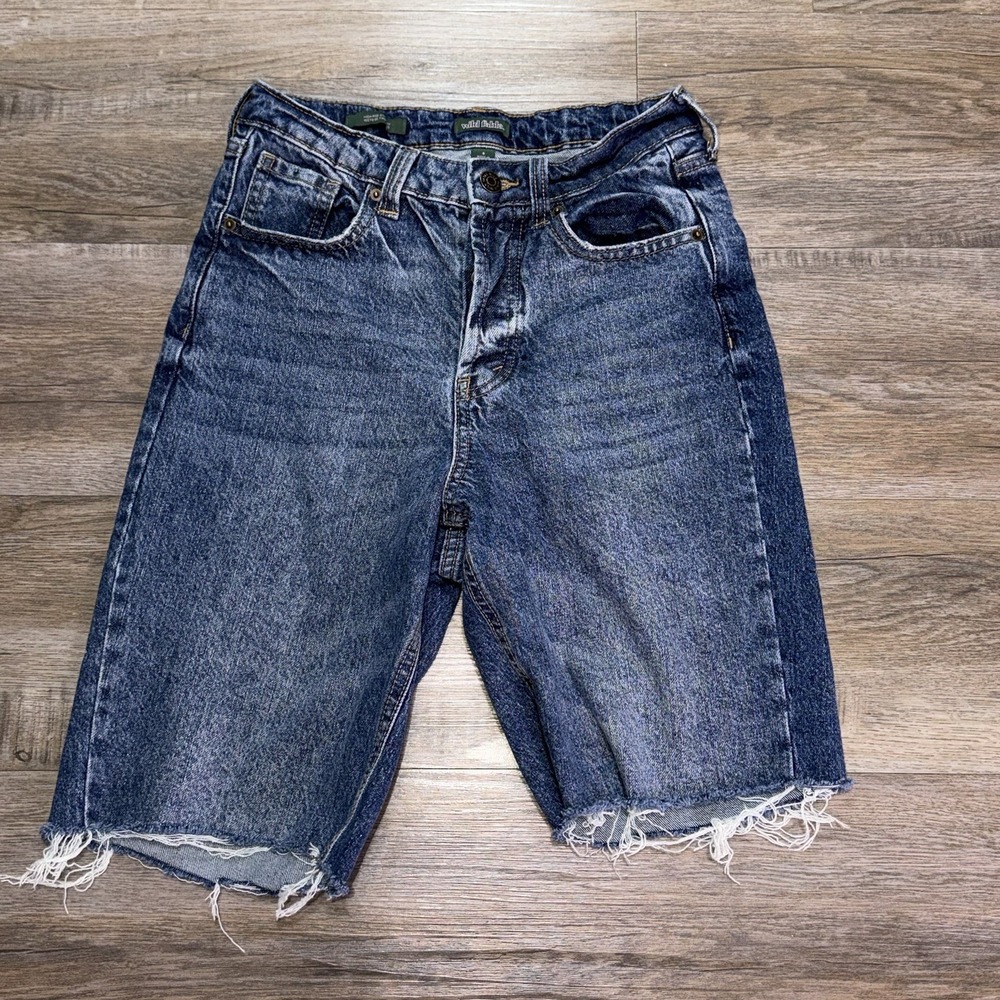 Wild Fable High-Rise Denim Bermuda Shorts Womens 0 Medium Acid Wash Frayed Hem